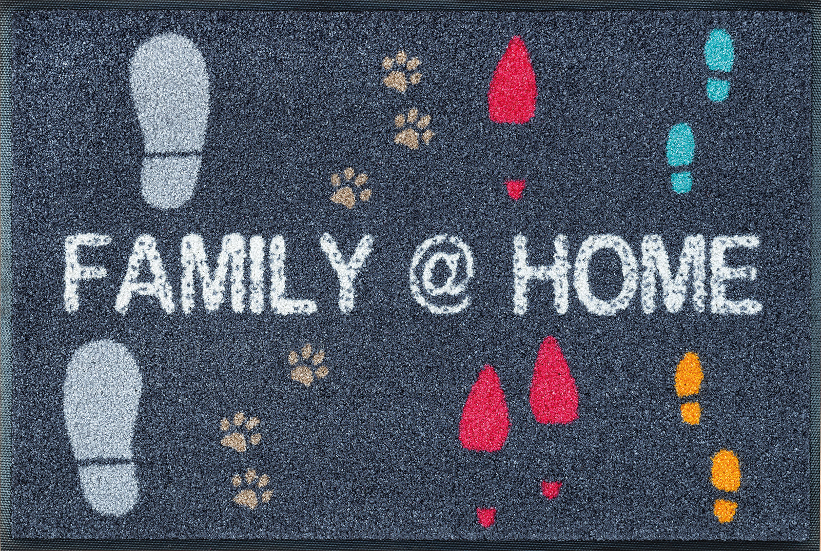 Family @ Home 50x75 cm