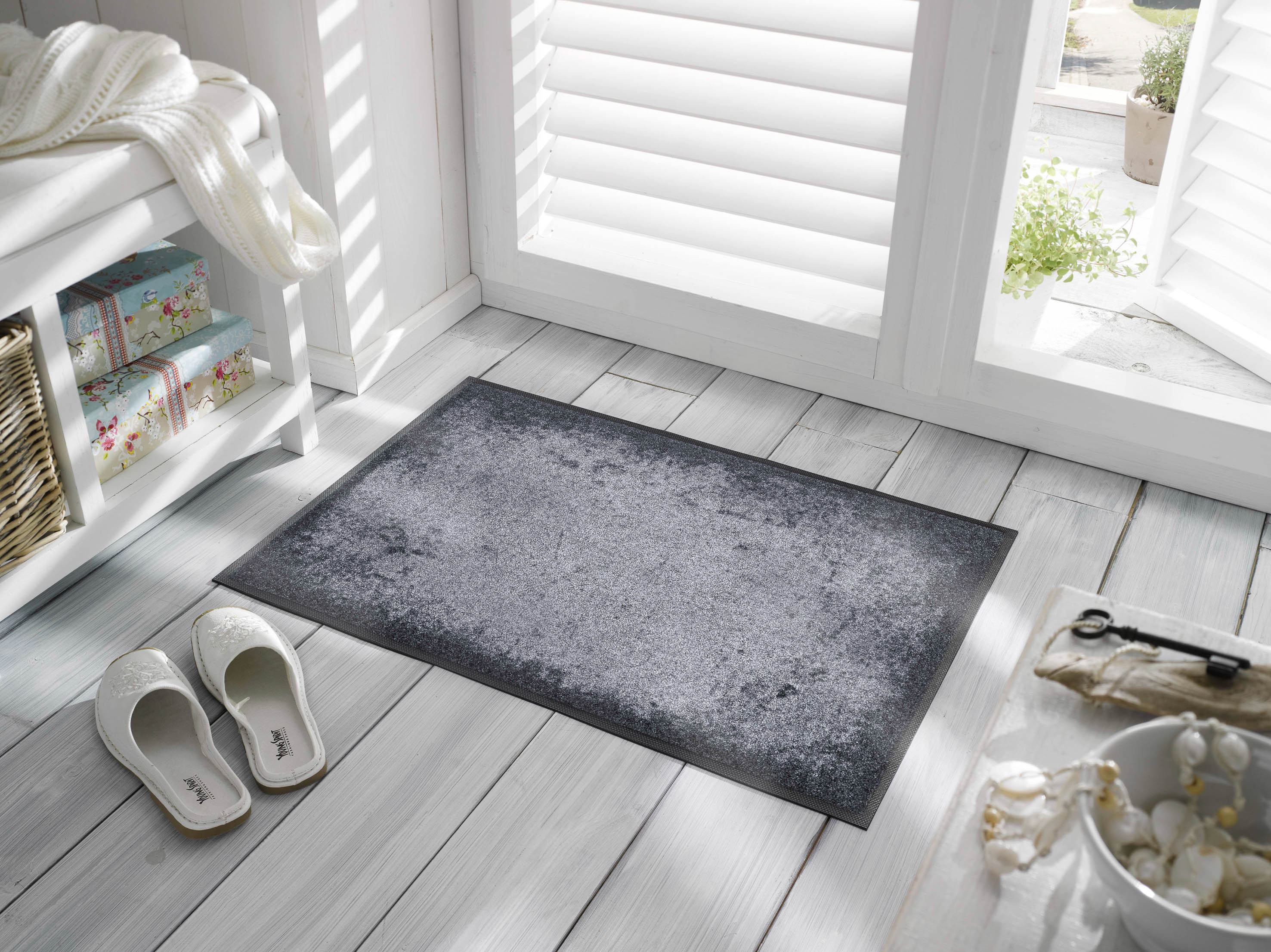 Shades of Grey 50x75 cm